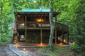 Sautee Nacoochee Mtn Paradise w/ Spacious Deck!