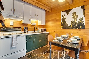 Sautee Nacoochee Mtn Paradise w/ Spacious Deck!