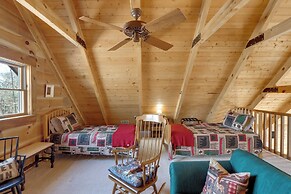 Family-friendly Jasper Cabin With Deck!