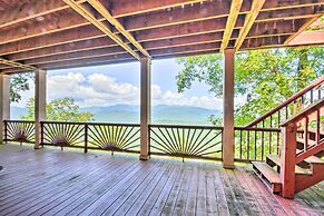 Sky Valley Home w/ Mtn View, 5 Mi to Rabun Bald!