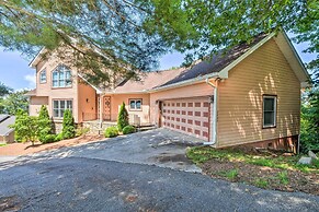 Sky Valley Home w/ Mtn View, 5 Mi to Rabun Bald!