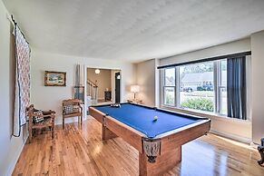 Spacious Chesapeake Home w/ Pool Table!