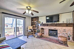 Spacious Chesapeake Home w/ Pool Table!