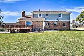 Spacious Chesapeake Home w/ Pool Table!