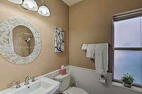 Tucson Getaway w/ Yard, Pool, Hot Tub + Gas Grill!