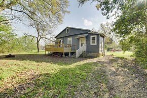 Cozy Thomasville Cottage - Walk to Downtown!