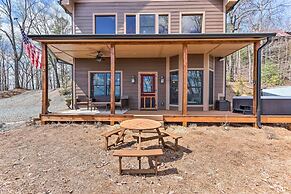 Mineral Bluff Cabin Near Lake Blue Ridge!