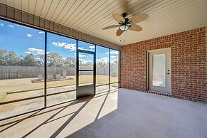 Spacious Kathleen Vacation Rental w/ Fireplace