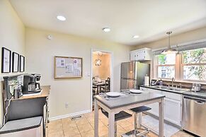 Charming Hampton Home w/ Yard: 2 Mi to Beach!
