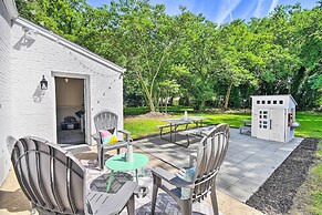 Charming Hampton Home w/ Yard: 2 Mi to Beach!