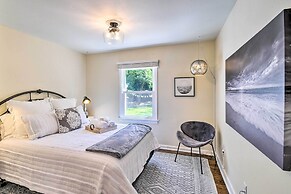 Charming Hampton Home w/ Yard: 2 Mi to Beach!