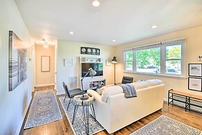 Charming Hampton Home w/ Yard: 2 Mi to Beach!