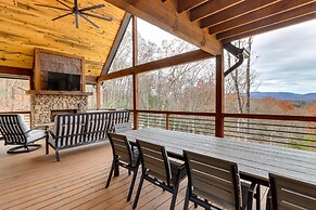 Spacious Blue Ridge Cabin w/ Hot Tub & Fire Pit!