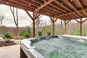 Spacious Blue Ridge Cabin w/ Hot Tub & Fire Pit!
