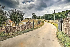 Lake Allatoona Area Studio w/ Pool and Views!