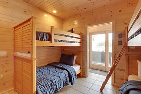 Mountain View Cabin on Lake Blue Ridge: Hot Tub!