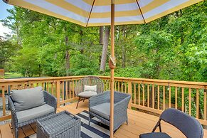 Lilburn Home w/ Deck, 20 Mi to Downtown Atlanta!