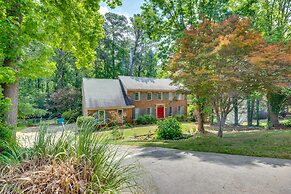 Lilburn Home w/ Deck, 20 Mi to Downtown Atlanta!