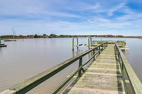 Riverfront Savannah Getaway w/ Pool & Dock!