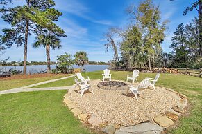 Riverfront Savannah Getaway w/ Pool & Dock!