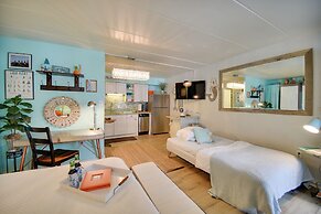 Chic Virginia Beach Retreat - Pool, Steps to Beach