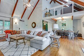 Sunny Big Canoe Home w/ Views & Screened Porch