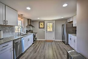 Private Yard + Fire Pit: Commerce Home!