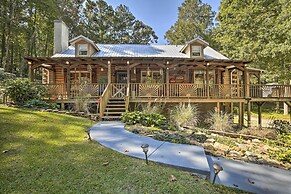 Serene Mableton Cabin - 13 Mi to Downtown Atlanta!
