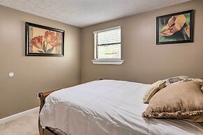 Douglasville Retreat w/ Deck, Dogs Welcome!