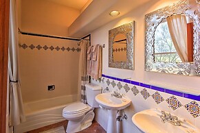 'El Diamante' Mtn-view Casita w/ Private Jacuzzi!
