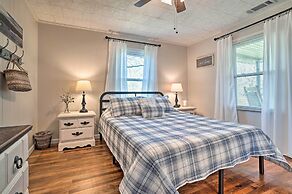 Wine Country Retreat w/ Fire Pit + Sunroom!