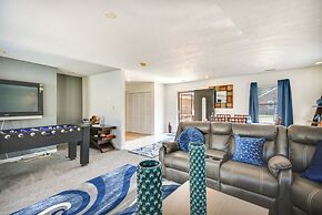 Centrally Located Hampton Home: 6 Mi to Downtown!