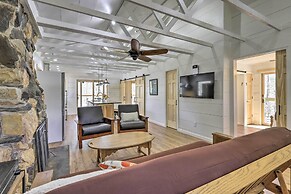 Stunning Culloden Cabin With Deck & Creek View!