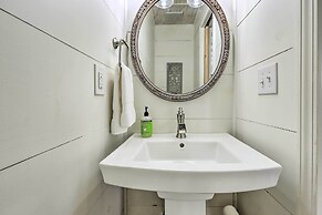 Stunning Culloden Cabin With Deck & Creek View!