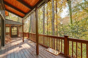 Mid-century Modern Luxe Retreat w/ Hot Tub & Decks