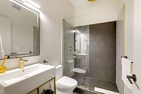 Mid-century Modern Luxe Retreat w/ Hot Tub & Decks