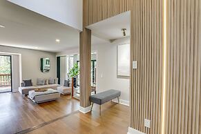 Mid-century Modern Luxe Retreat w/ Hot Tub & Decks