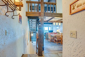 Stateline Townhome < 1 Mi to Heavenly Ski Lifts