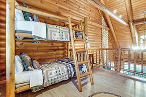 Family Getaway: Georgia Cabin w/ Outdoor Hot Tub