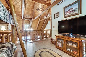 Family Getaway: Georgia Cabin w/ Outdoor Hot Tub