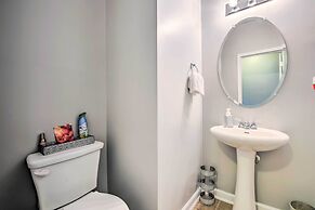 Suburban Atlanta Vacation Home ~ 3 Mi to Airport!