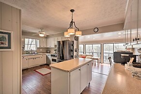 Lakefront Lavonia Cottage w/ 2-story Dock!