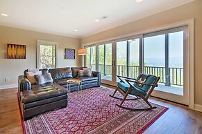 Hiawassee Getaway w/ Deck, Mountain & Lake Views!