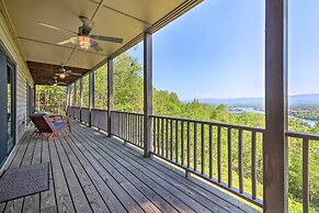 Hiawassee Getaway w/ Deck, Mountain & Lake Views!