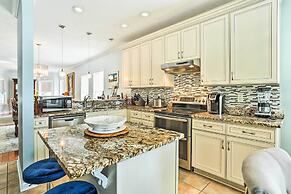 Stately Norfolk Home w/ Fenced Yard: Walk to Beach