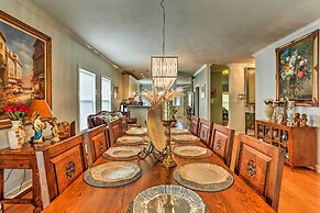 Stately Norfolk Home w/ Fenced Yard: Walk to Beach