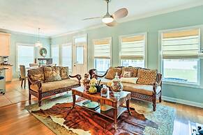 Stately Norfolk Home w/ Fenced Yard: Walk to Beach