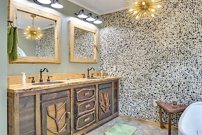 'frog Leap' Hiawassee Cabin w/ Blue Ridge Mtn View