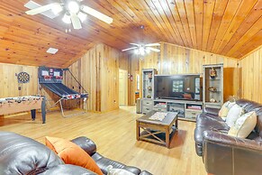 Wooded Blue Ridge Cabin: 2 Decks, Fire Pit!