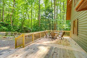 Wooded Blue Ridge Cabin: 2 Decks, Fire Pit!